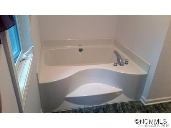 20 Greenbriar Road - Photo 7
