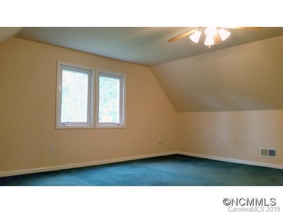 20 Greenbriar Road - Photo 10