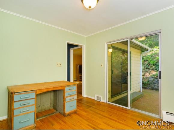 67 Spooks Branch Road - Photo 18