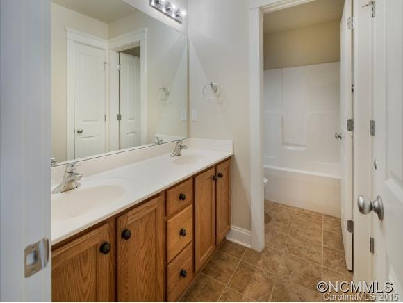 104 MOUNTAIN DR. - Photo 13