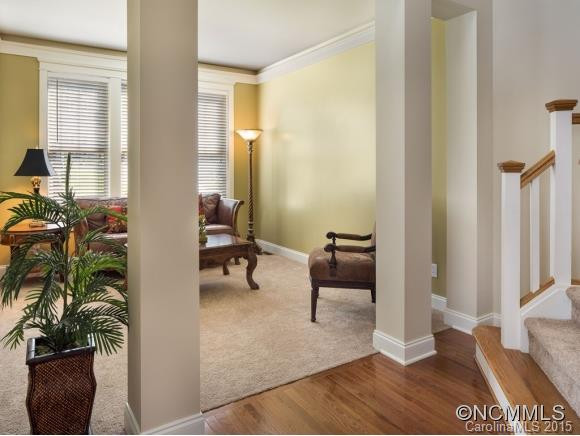 104 MOUNTAIN DR. - Photo 8