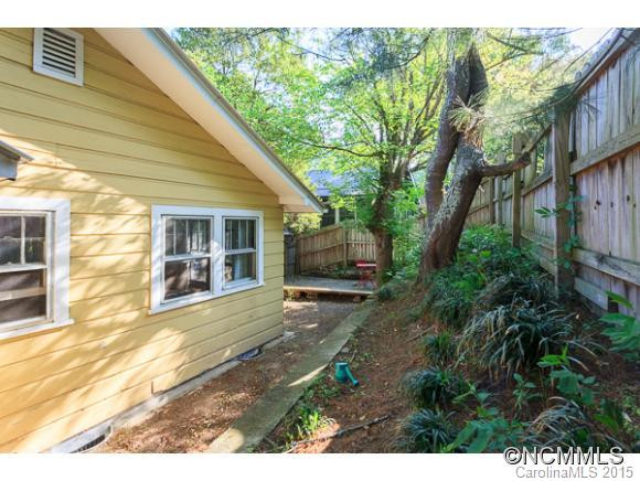 25 Hillside - Photo 2