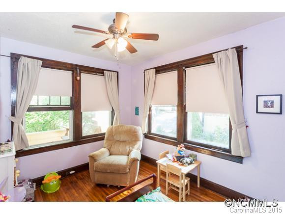 25 Hillside - Photo 19