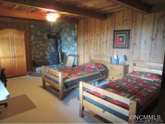 900 Mountain Cove Road - Photo 14