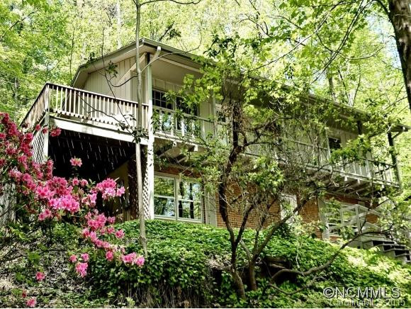 12 RIVERBEND DRIVE