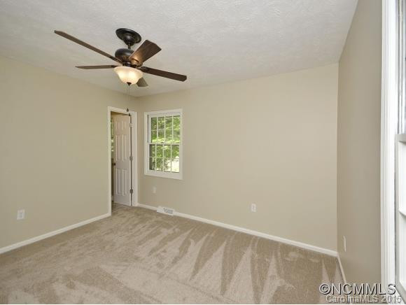 12 RIVERBEND DRIVE - Photo 8
