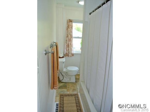 712 Brookshire Street - Photo 14
