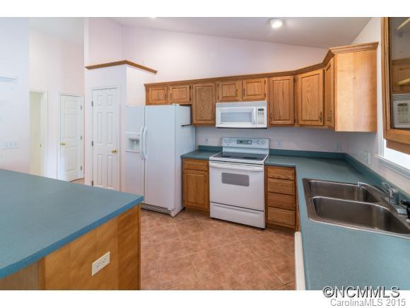 213 Brookside Avenue - Photo 14