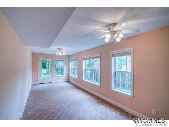 213 Brookside Avenue - Photo 23
