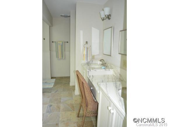 1340 Chanteloup Dr - Photo 12