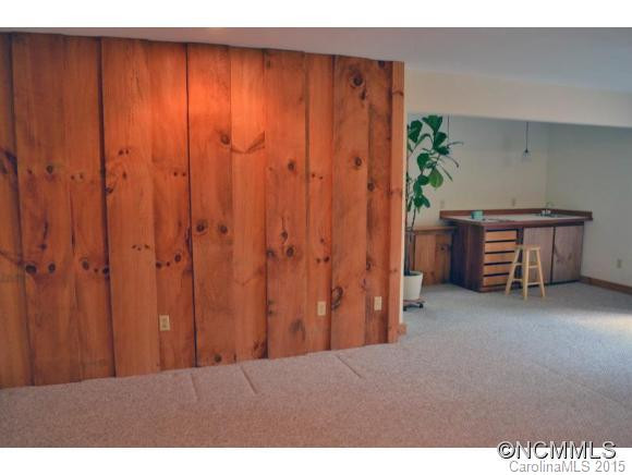1340 Chanteloup Dr - Photo 16