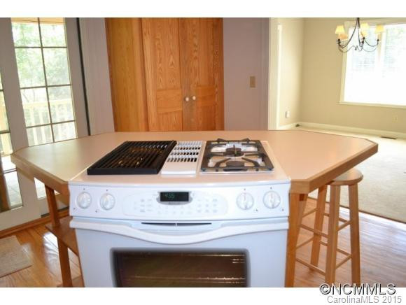1340 Chanteloup Dr - Photo 7