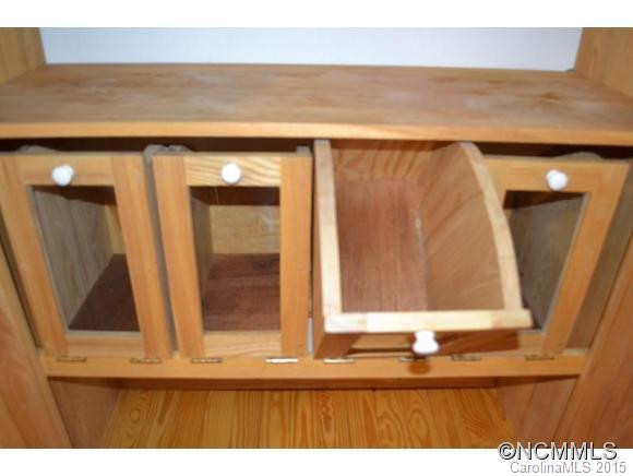 1340 Chanteloup Dr - Photo 9