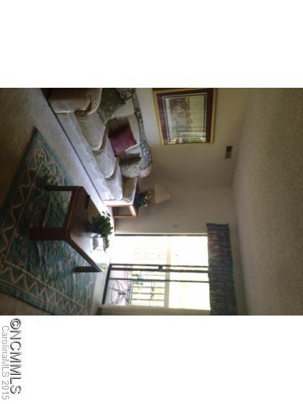 2303 Abbey Circle - Photo 4