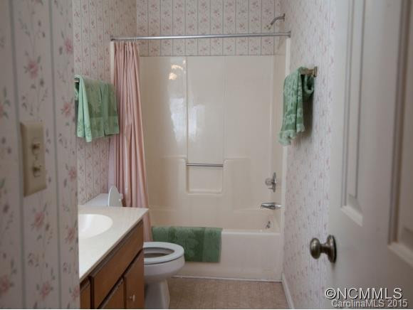 41 PEBBLE CREEK DR - Photo 15