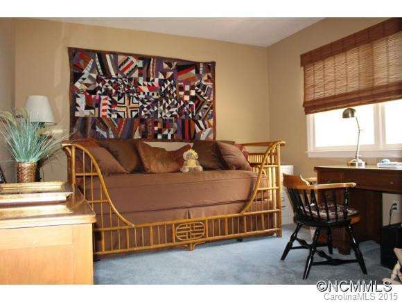 140 Camellia Way - Photo 17