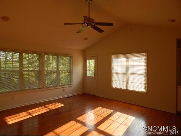 25 Miller Farm Road - Photo 4