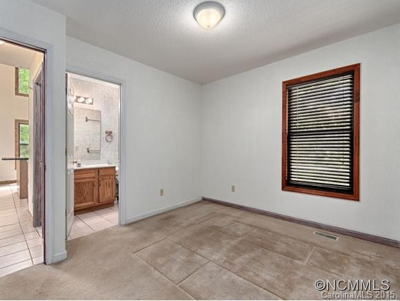 8 REUBEN ROAD - Photo 8
