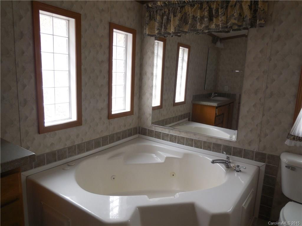 802 Tunnel Mountain Road - Photo 12
