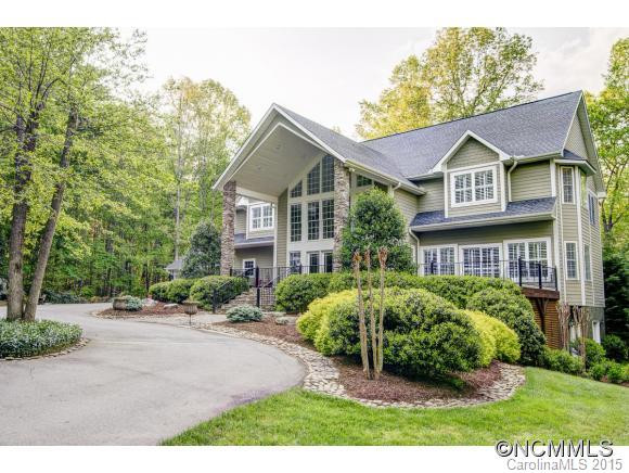 6 Trotters Circle