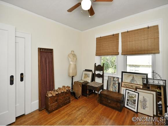121 BRUCEMONT CIRCLE - Photo 12