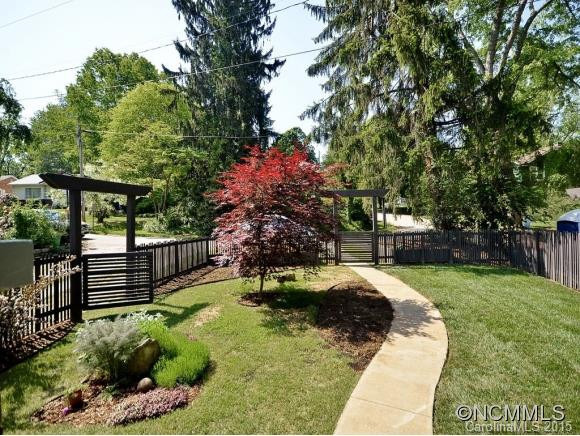 121 BRUCEMONT CIRCLE - Photo 19