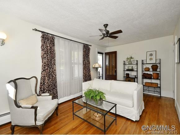121 BRUCEMONT CIRCLE - Photo 4