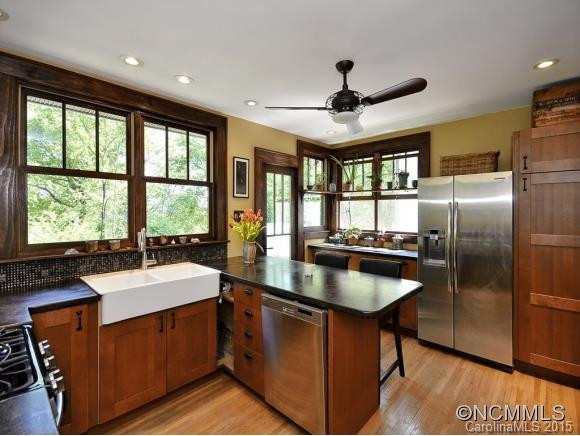 121 BRUCEMONT CIRCLE - Photo 8