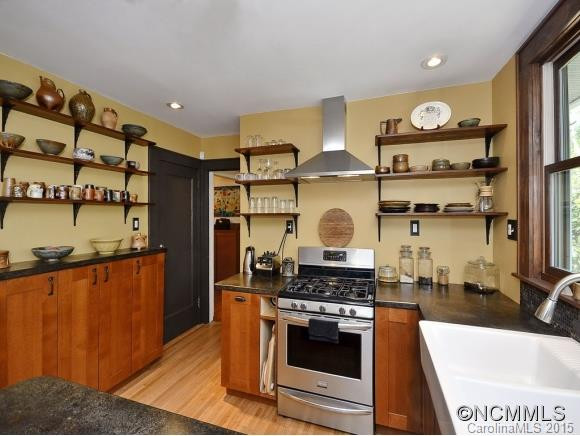121 BRUCEMONT CIRCLE - Photo 9
