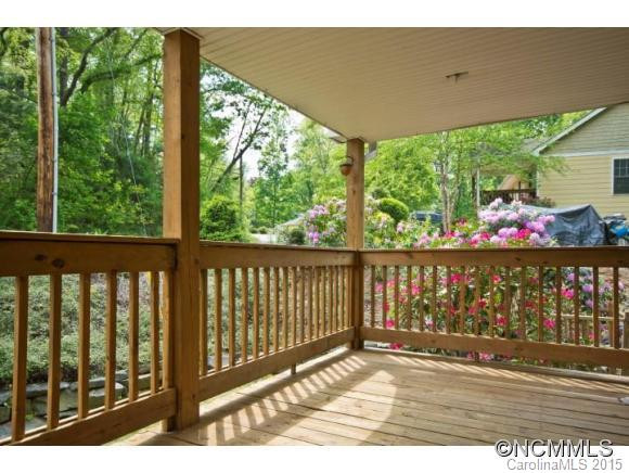 432 Riverview Drive - Photo 2