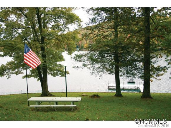 3078 West Club Blvd. - Photo 2