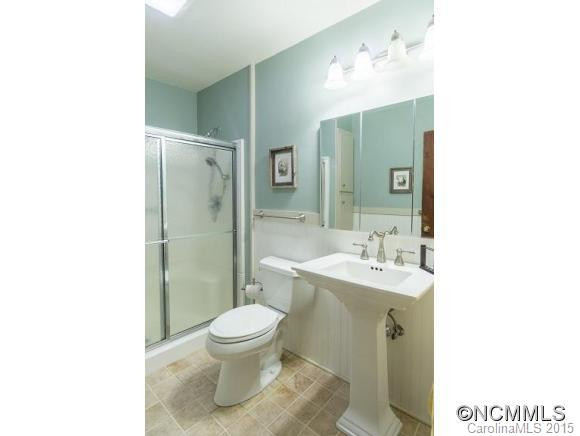 32 Locust Lane - Photo 15