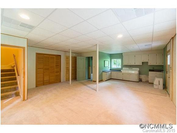 32 Locust Lane - Photo 16