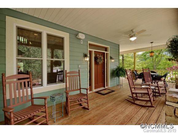 310 Summerset Dr - Photo 2