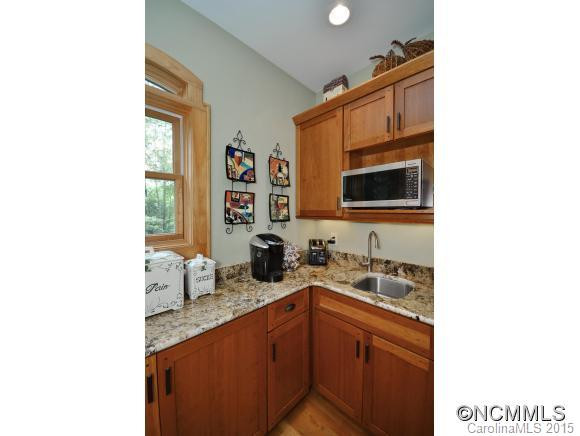 310 Summerset Dr - Photo 11