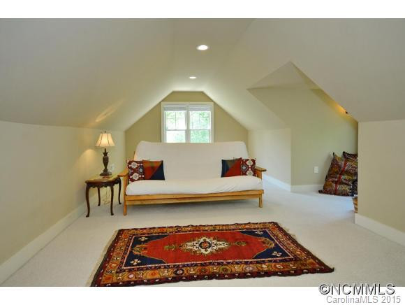 310 Summerset Dr - Photo 18