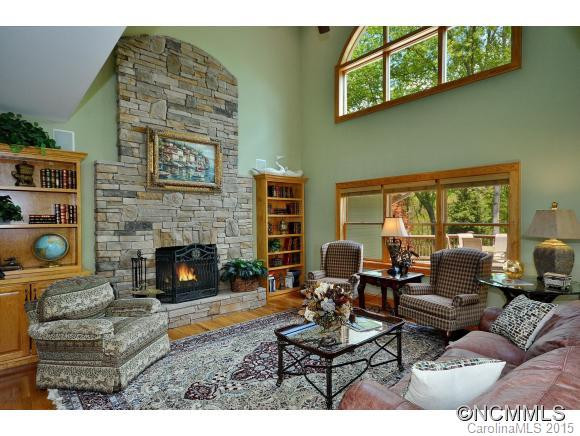 310 Summerset Dr - Photo 5
