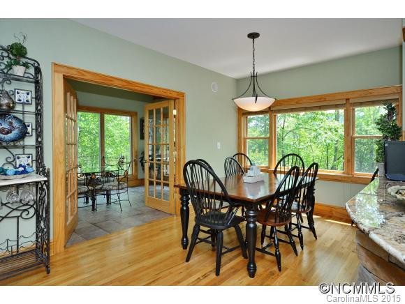 310 Summerset Dr - Photo 7