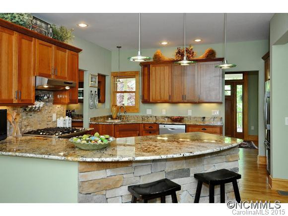 310 Summerset Dr - Photo 9