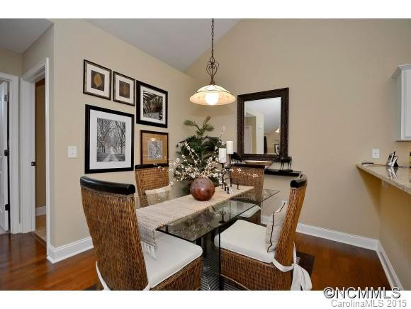 106 Mountain Meadow Circle - Photo 5
