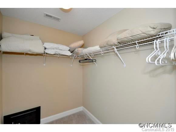 106 Mountain Meadow Circle - Photo 10