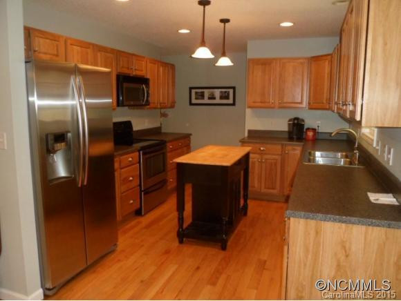 77 Yorkshire Dr - Photo 5
