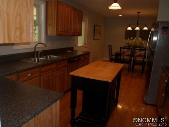77 Yorkshire Dr - Photo 6