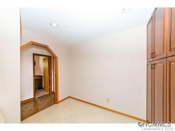 207 Wood Dale Drive - Photo 13
