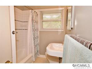 319 Sand Hill Road - Photo 10