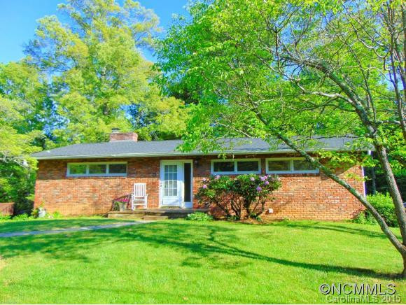 29 Deanwood Circle