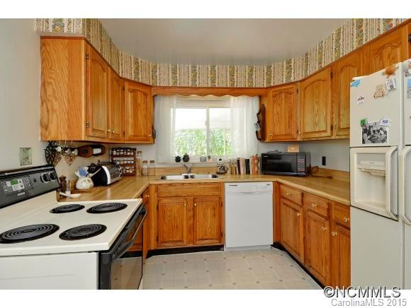 22 Woodcrest Road - Photo 8