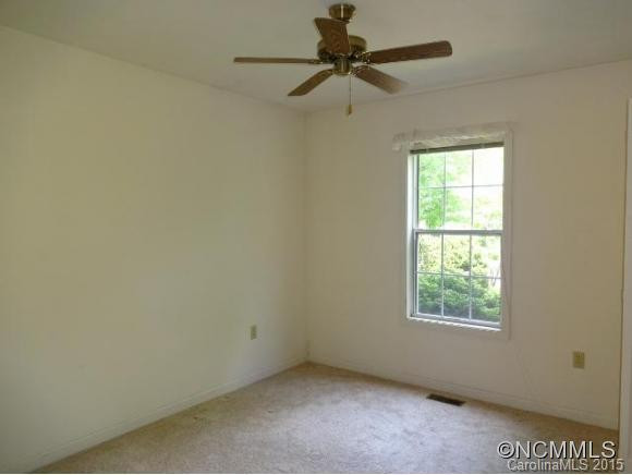 5 PEBBLE BEACH COURT - Photo 15