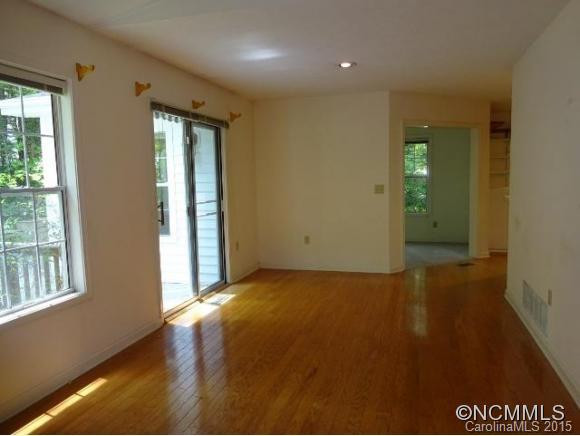 5 PEBBLE BEACH COURT - Photo 6