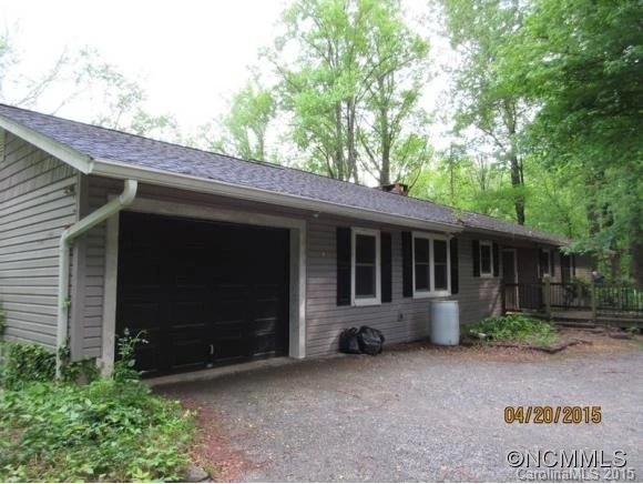 305 Meadowlark Drive